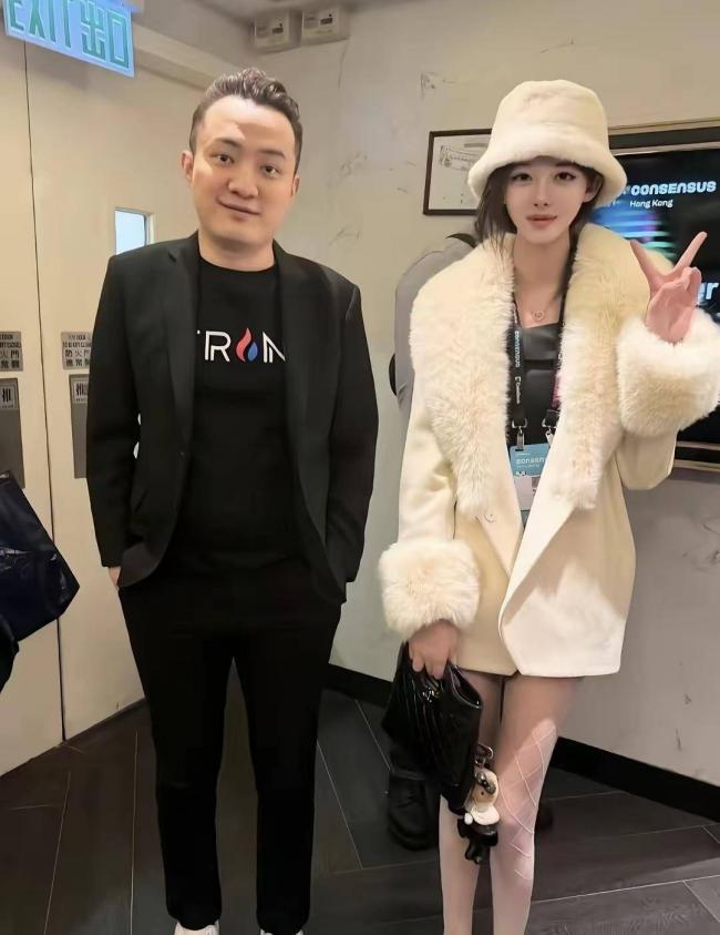 渣男战斗机孙宇晨，超级捞女景甜：天造地设，不在一起可惜